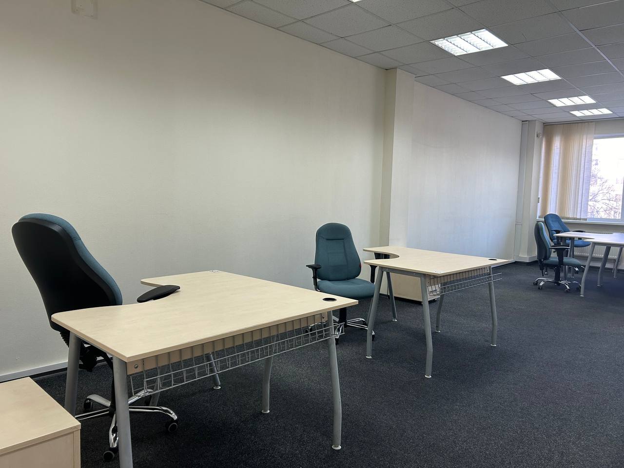 3 поверх 1477,3 м2